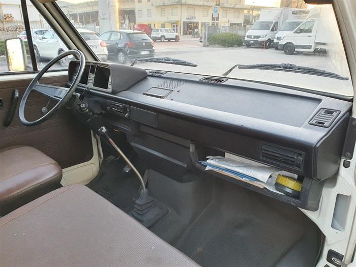 AutoVega - VOLKSWAGEN Transporter | ID 14797