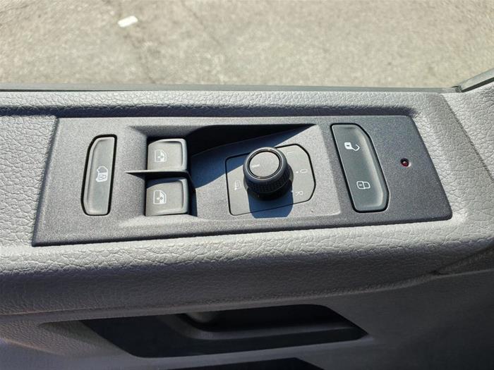 AutoVega - VOLKSWAGEN T6 | ID 24736