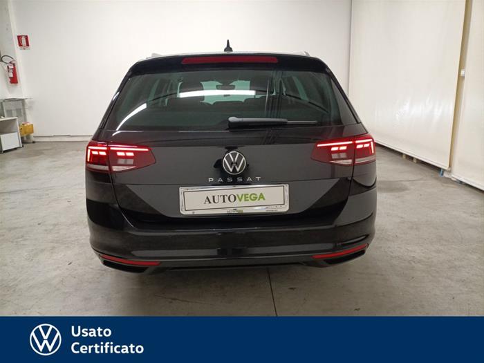 AutoVega - VOLKSWAGEN Passat Variant | ID 28630