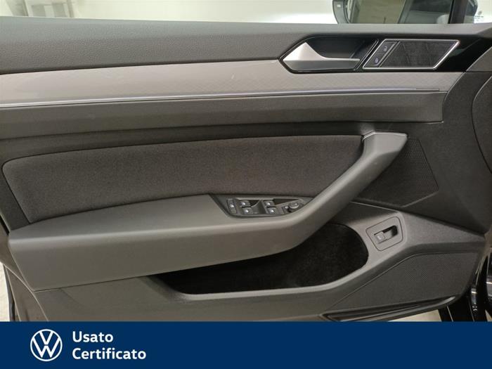 AutoVega - VOLKSWAGEN Passat Variant | ID 28630