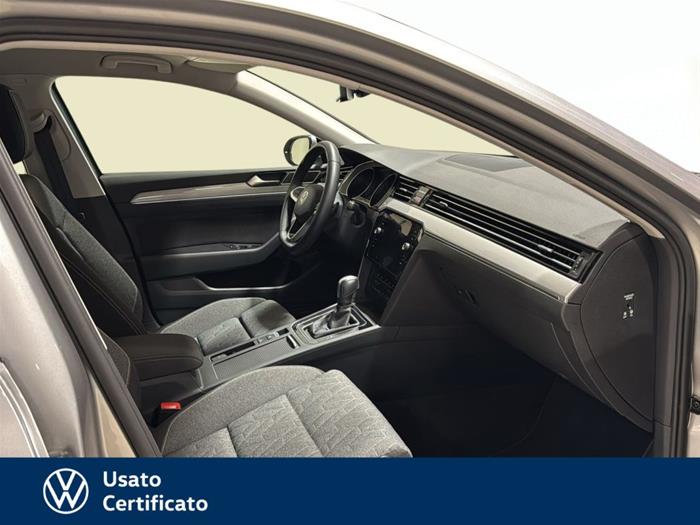 AutoVega - VOLKSWAGEN Passat Variant | ID 30458