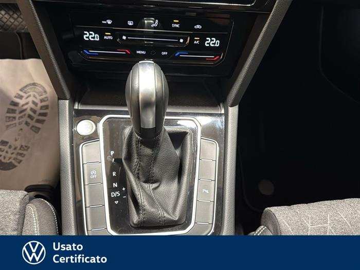 AutoVega - VOLKSWAGEN Passat Variant | ID 30458
