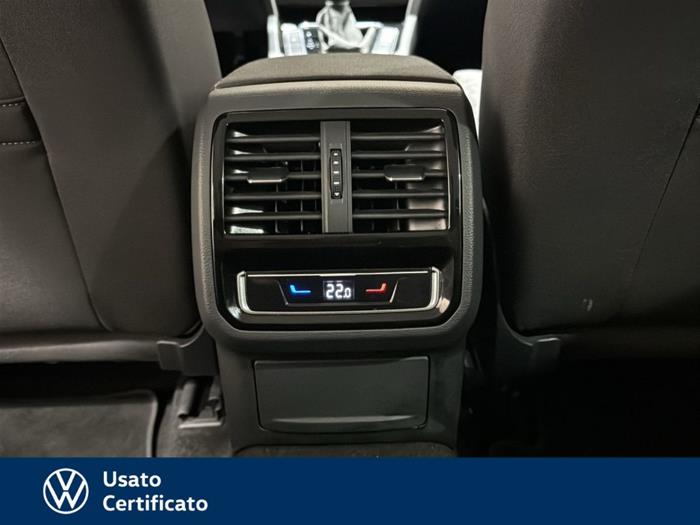 AutoVega - VOLKSWAGEN Passat Variant | ID 30458