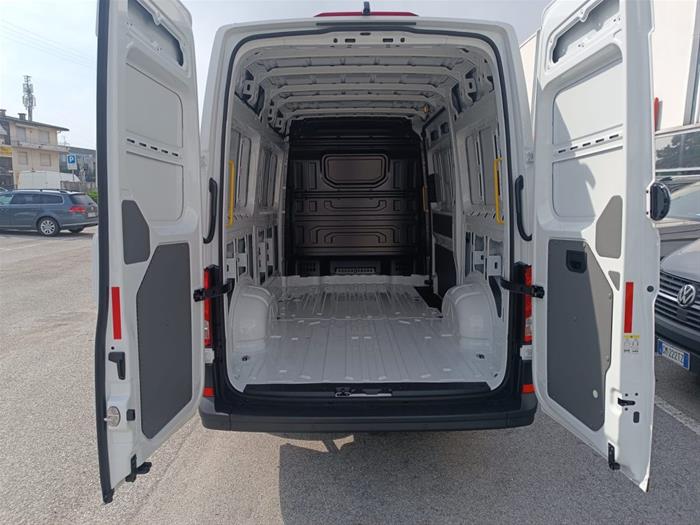 AutoVega - VOLKSWAGEN Crafter | ID 31472