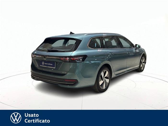 AutoVega - VOLKSWAGEN Passat | ID 32011