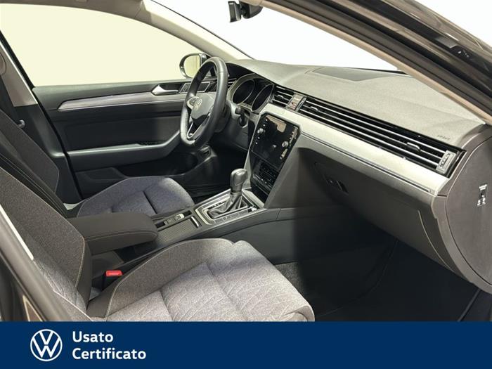 AutoVega - VOLKSWAGEN Passat Variant | ID 32651