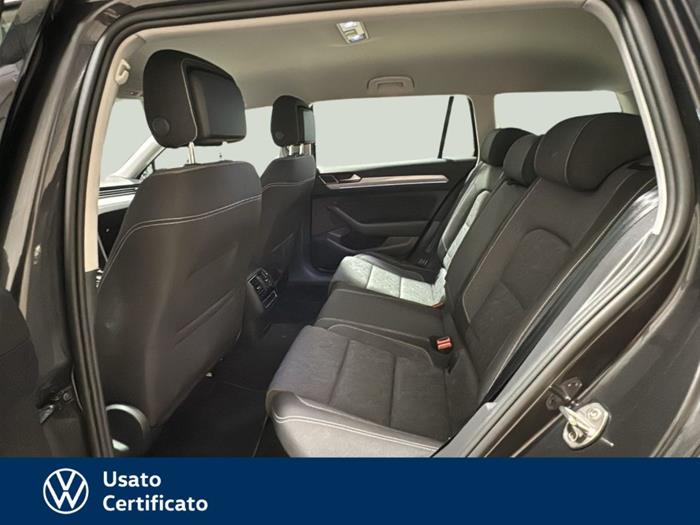 AutoVega - VOLKSWAGEN Passat Variant | ID 32651