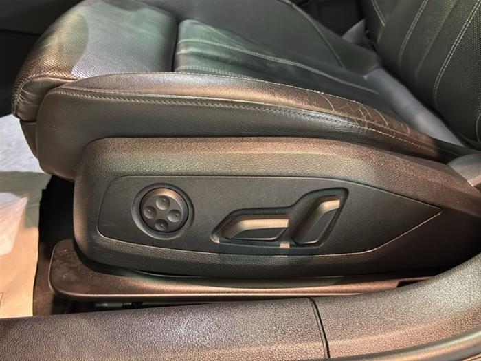 AutoVega - AUDI S4 | ID 33314