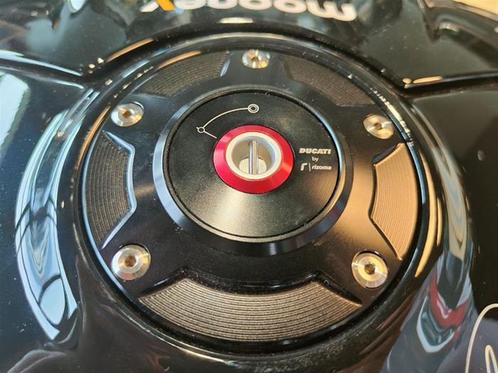 AutoVega - DUCATI Panigale V4 | ID 33384