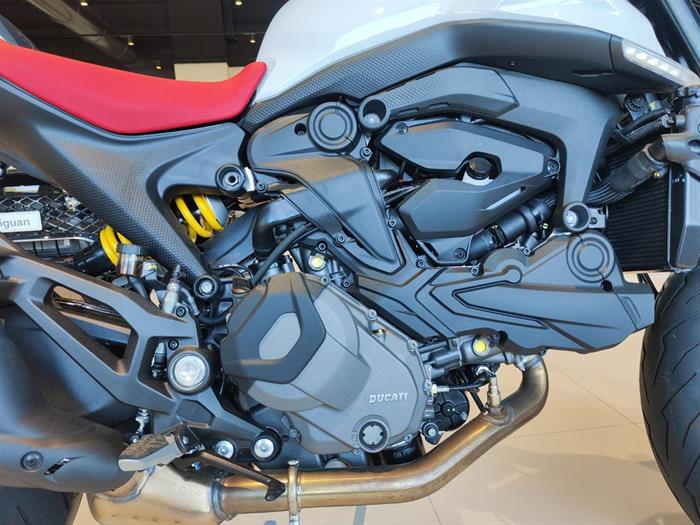 AutoVega - DUCATI Monster 937 | ID 33707