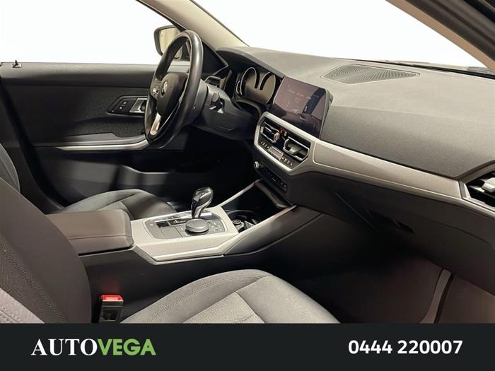 AutoVega - BMW 320 | ID 33791