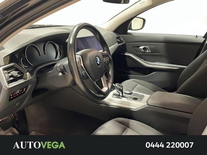 AutoVega - BMW 320 | ID 33791