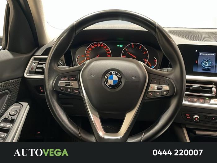 AutoVega - BMW 320 | ID 33791