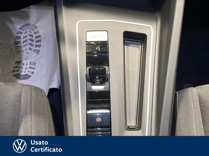 AutoVega - VOLKSWAGEN Golf | ID 33876