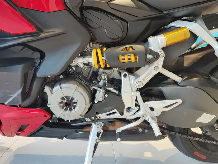 AutoVega - DUCATI Streetfighter | ID 35383