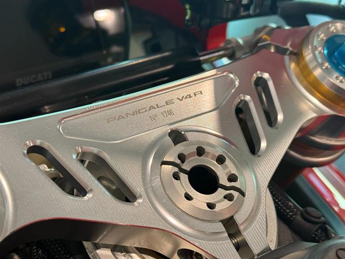 AutoVega - DUCATI Panigale V4 | ID 35452