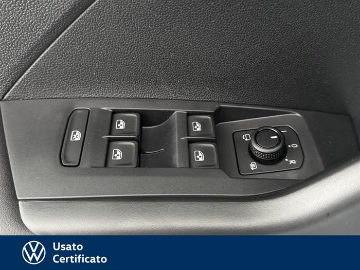 AutoVega - VOLKSWAGEN T-Cross | ID 35528