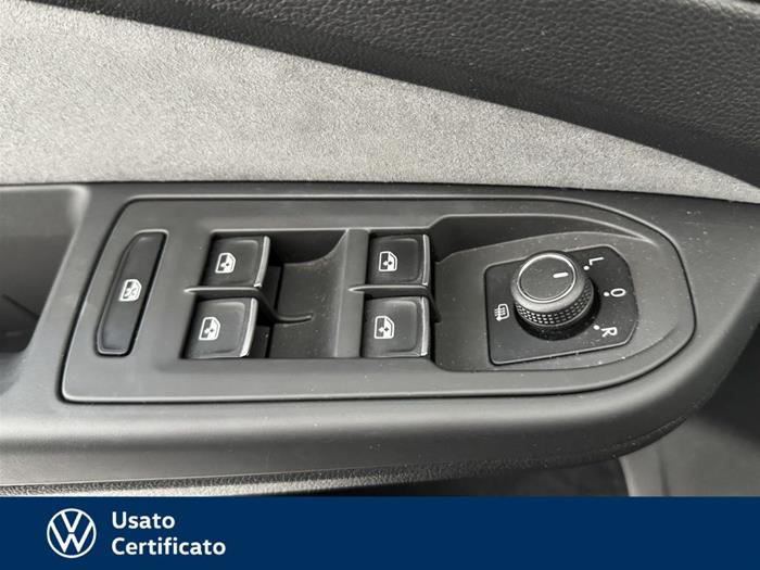 AutoVega - VOLKSWAGEN Golf R | ID 35544