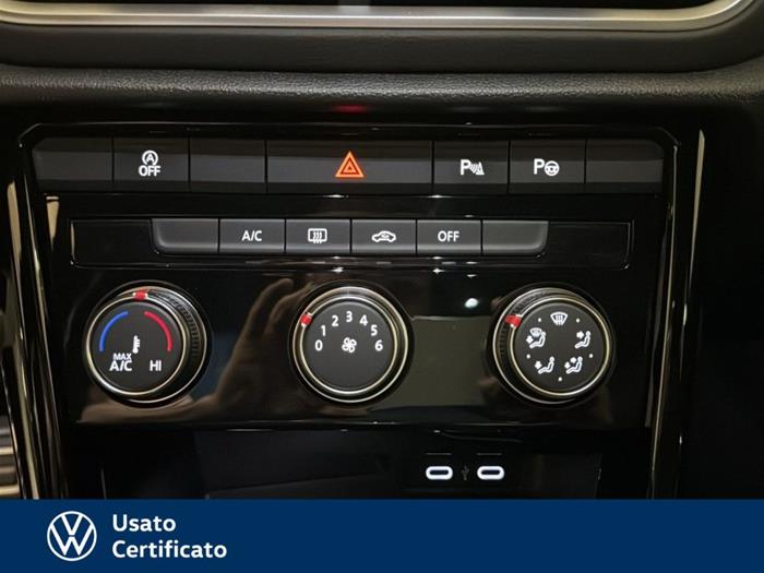 AutoVega - VOLKSWAGEN T-Roc | ID 35740