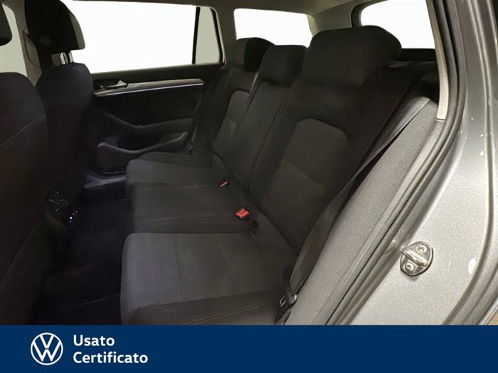 AutoVega - VOLKSWAGEN Passat Variant | ID 35800