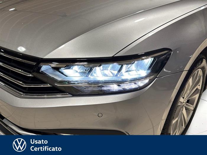 AutoVega - VOLKSWAGEN Passat Variant | ID 35800