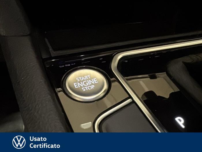 AutoVega - VOLKSWAGEN Passat Variant | ID 35800