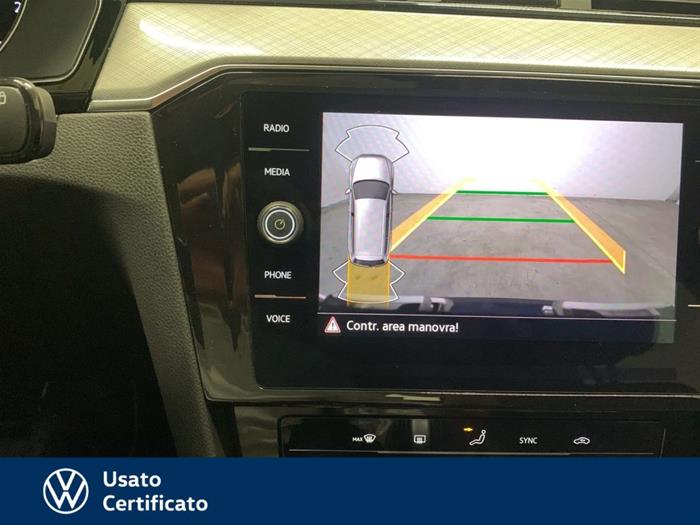 AutoVega - VOLKSWAGEN Passat Variant | ID 35862