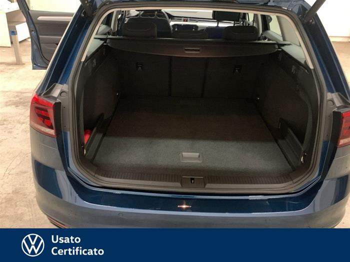 AutoVega - VOLKSWAGEN Passat Variant | ID 35862