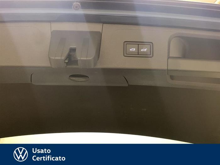 AutoVega - VOLKSWAGEN Passat Variant | ID 35862