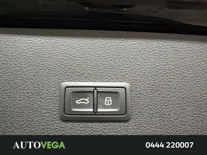 AutoVega - AUDI e-tron | ID 35861