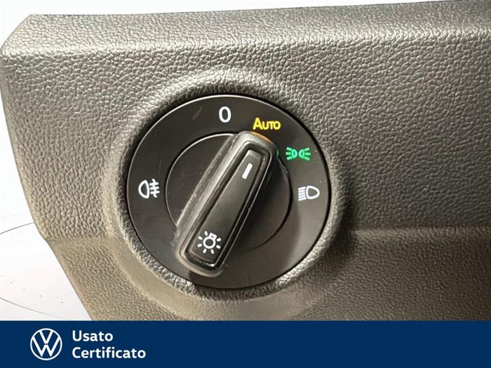 AutoVega - VOLKSWAGEN T-Roc | ID 35915