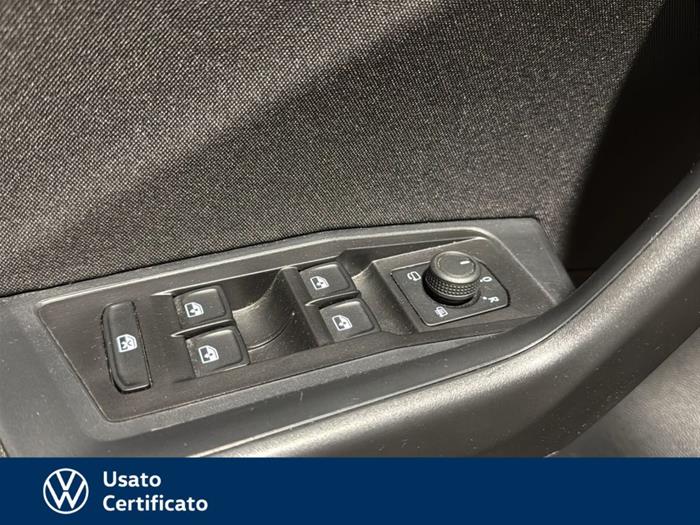 AutoVega - VOLKSWAGEN T-Roc | ID 35918