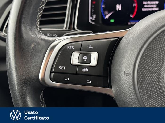 AutoVega - VOLKSWAGEN T-Roc | ID 35951