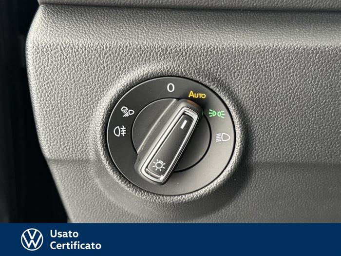 AutoVega - VOLKSWAGEN T-Roc | ID 35952