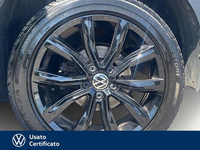 AutoVega - VOLKSWAGEN T-Roc | ID 35979