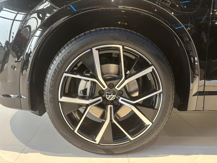 AutoVega - VOLKSWAGEN Tiguan | ID 35996