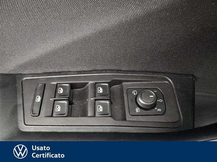 AutoVega - VOLKSWAGEN T-Roc | ID 36052