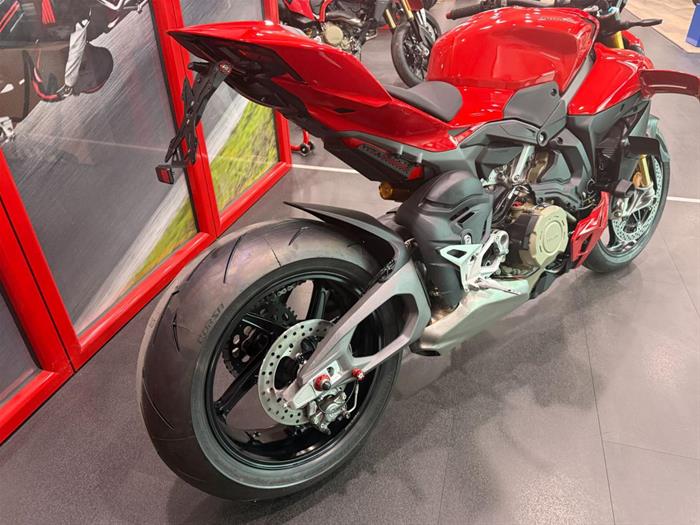 AutoVega - DUCATI Streetfighter | ID 36083