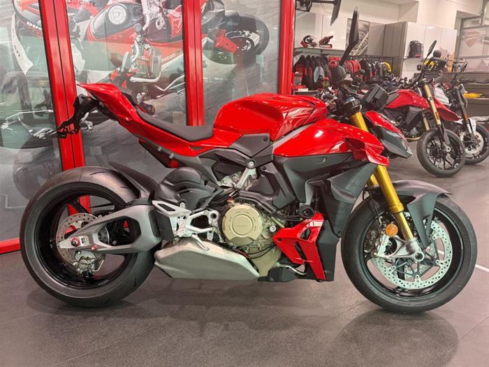 AutoVega - DUCATI Streetfighter | ID 36083