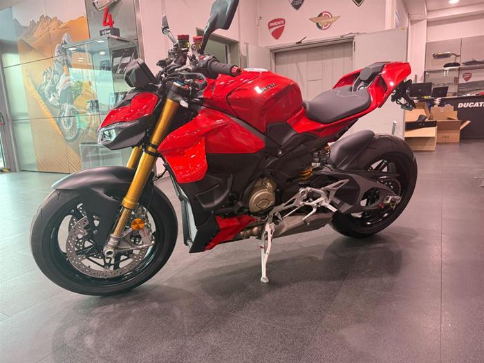 AutoVega - DUCATI Streetfighter | ID 36083