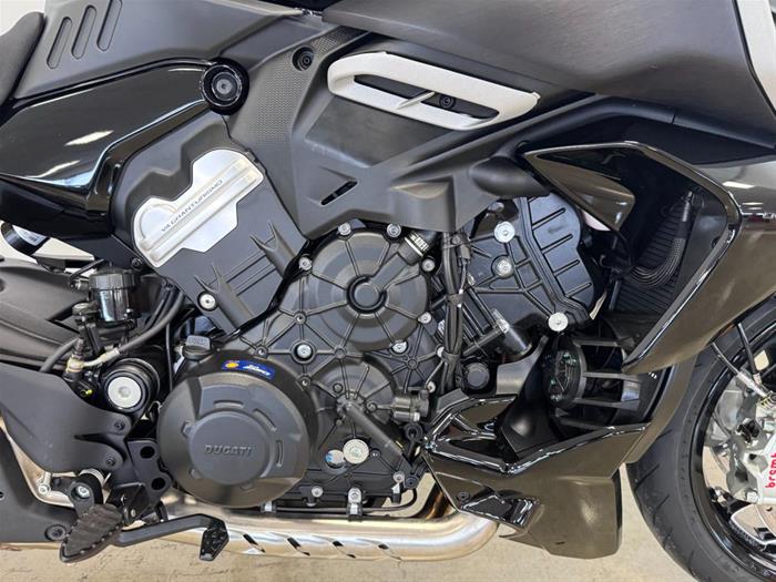 AutoVega - DUCATI Diavel | ID 36099