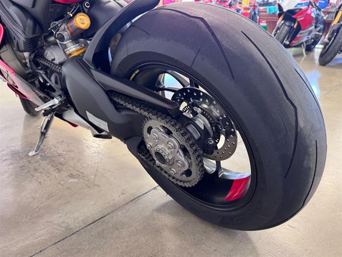 AutoVega - DUCATI Panigale V4 | ID 36100