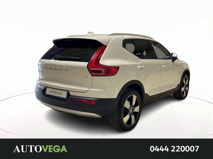 AutoVega - VOLVO XC40 | ID 36123