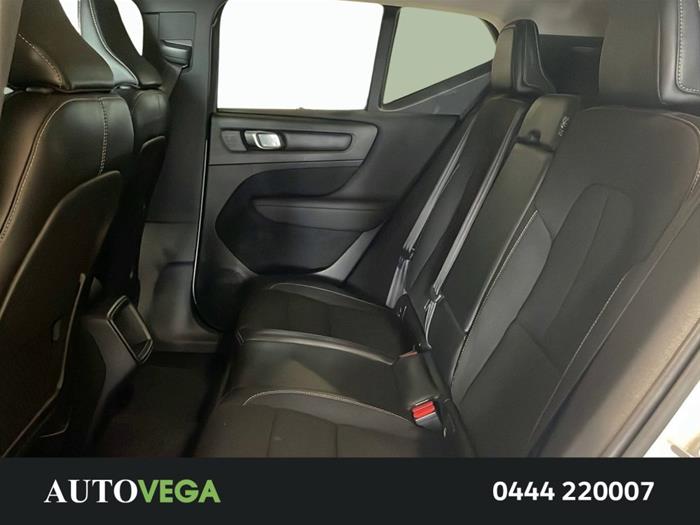 AutoVega - VOLVO XC40 | ID 36123
