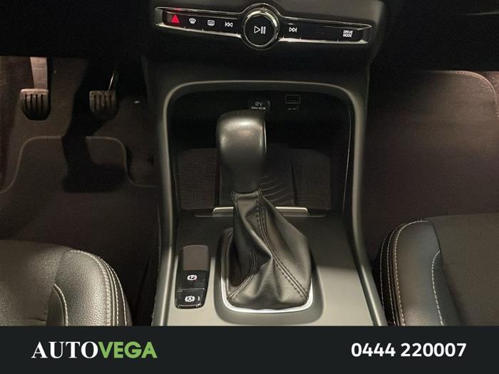 AutoVega - VOLVO XC40 | ID 36123