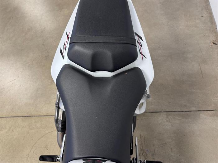 AutoVega - YAMAHA FZ1 | ID 36144
