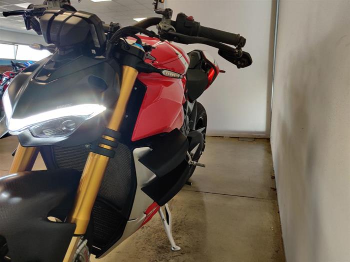 AutoVega - DUCATI Streetfighter | ID 36202