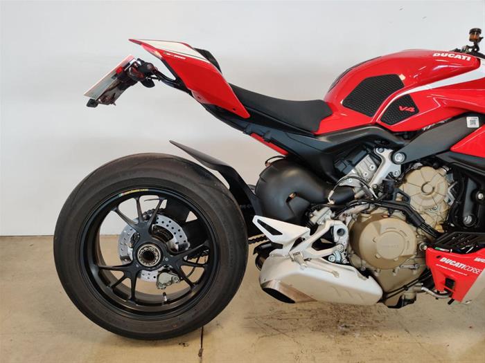 AutoVega - DUCATI Streetfighter | ID 36202