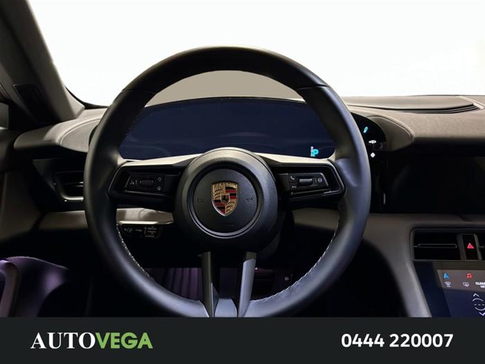 AutoVega - PORSCHE Taycan | ID 36281