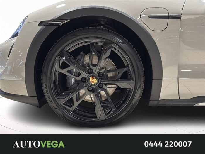 AutoVega - PORSCHE Taycan | ID 36281